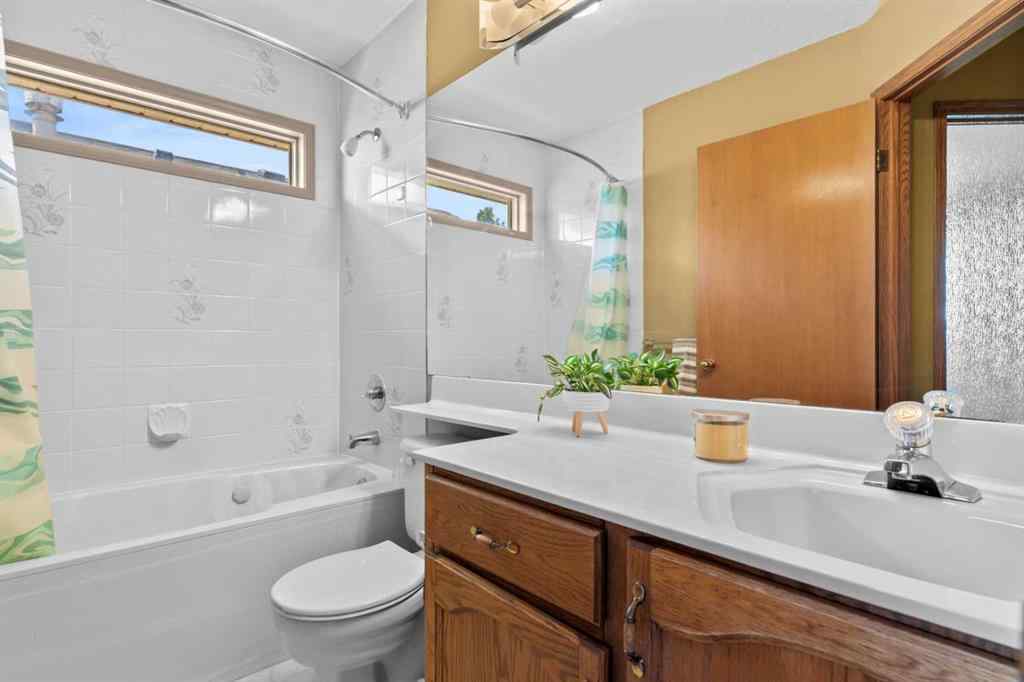 MLS® A2247174 - 87 Sun Harbour Close SE in Sundance Calgary, Residential