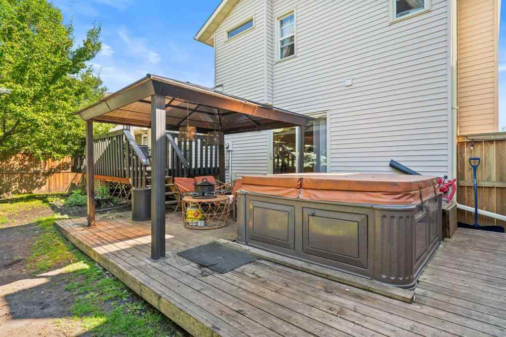 MLS® A2247174 - 87 Sun Harbour Close SE in Sundance Calgary, Residential