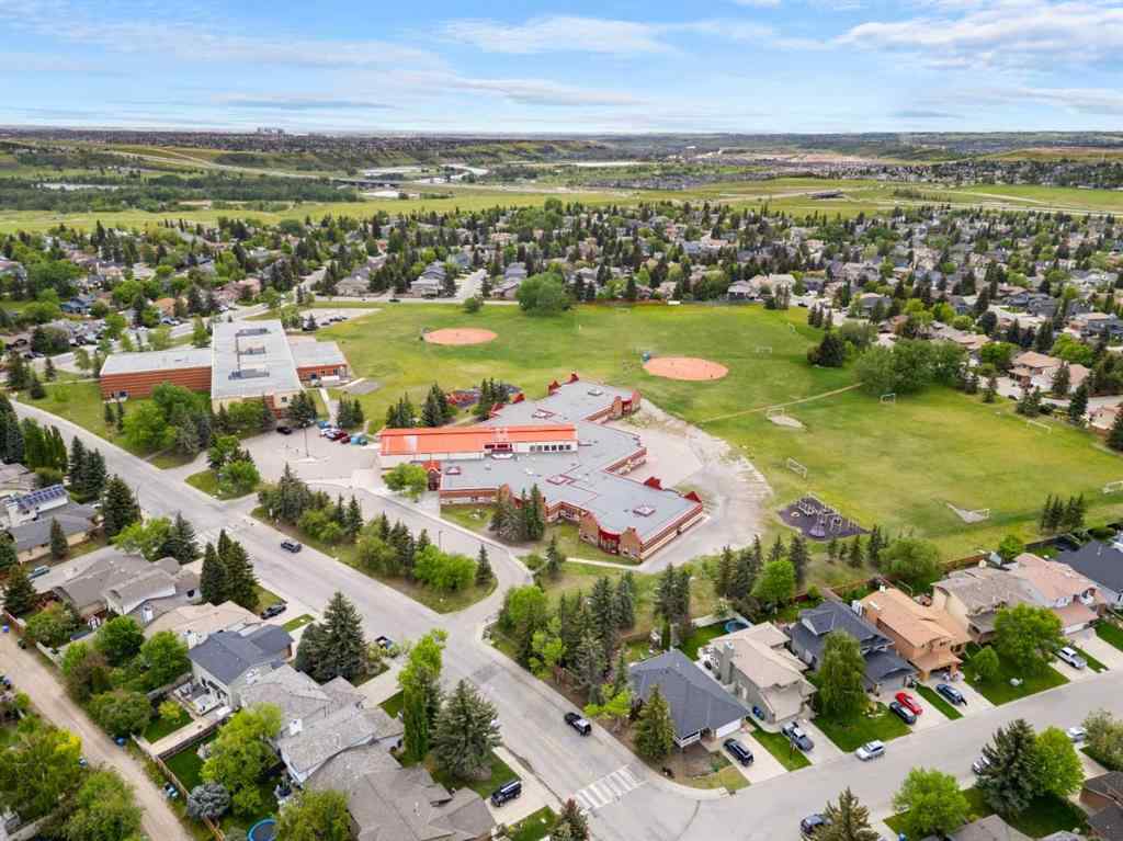 MLS® A2247174 - 87 Sun Harbour Close SE in Sundance Calgary, Residential