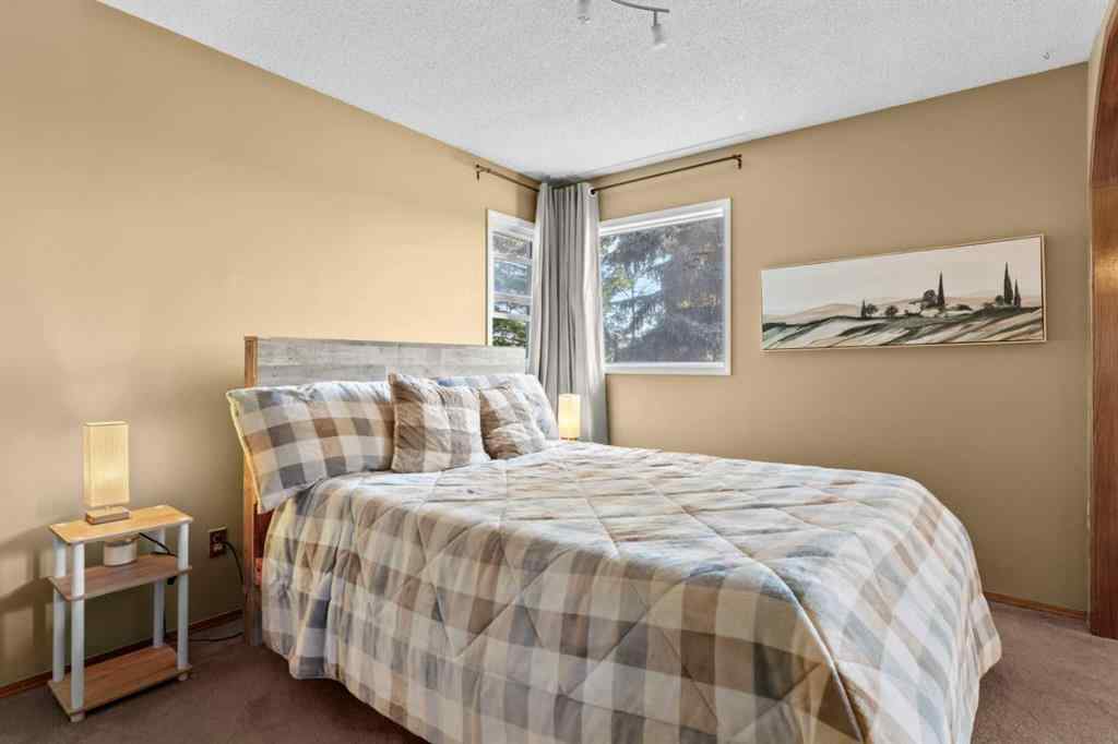 MLS® A2247174 - 87 Sun Harbour Close SE in Sundance Calgary, Residential