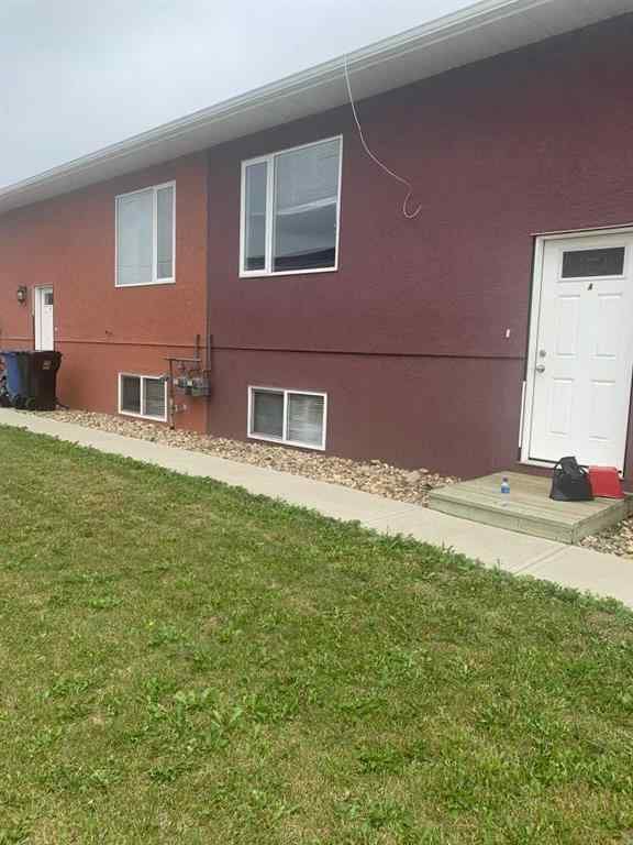 MLS® A2247179 - 4405 50 Avenue  in NONE Grimshaw, Multi-Family