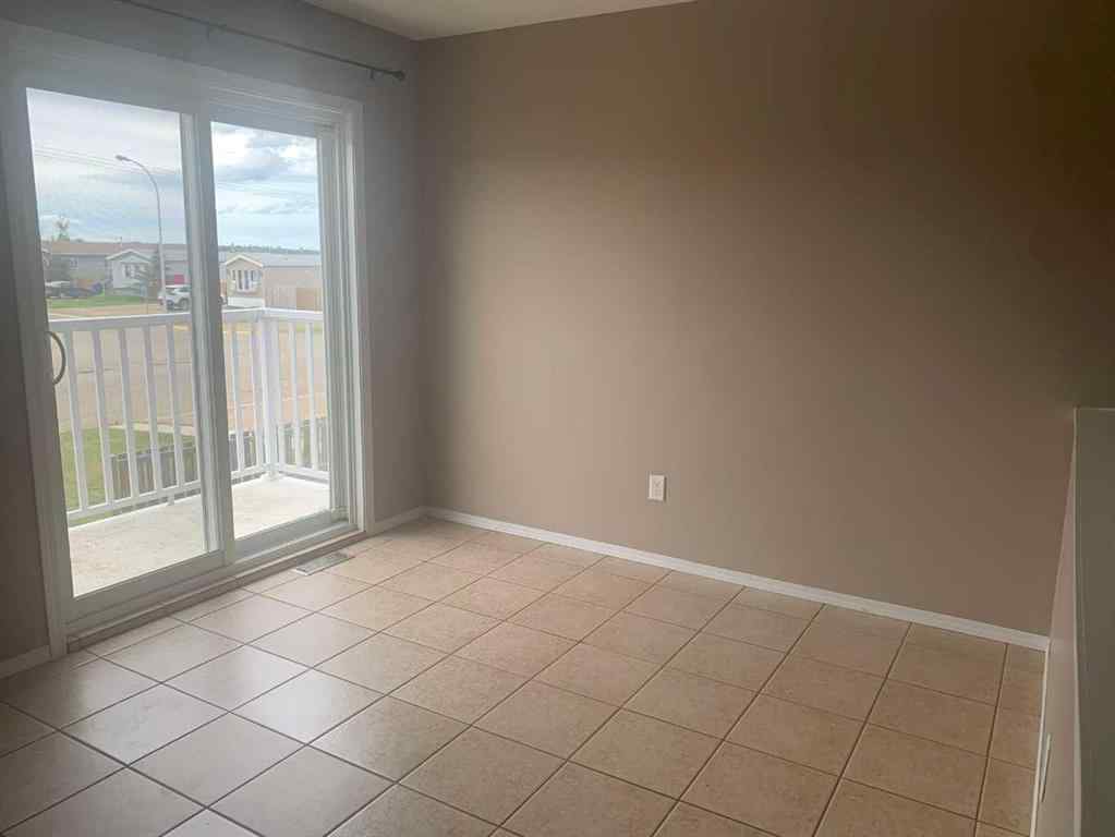 MLS® A2247179 - 4405 50 Avenue  in NONE Grimshaw, Multi-Family