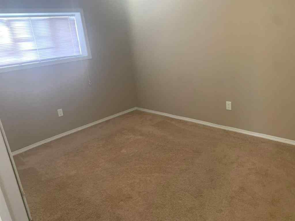 MLS® A2247179 - 4405 50 Avenue  in NONE Grimshaw, Multi-Family