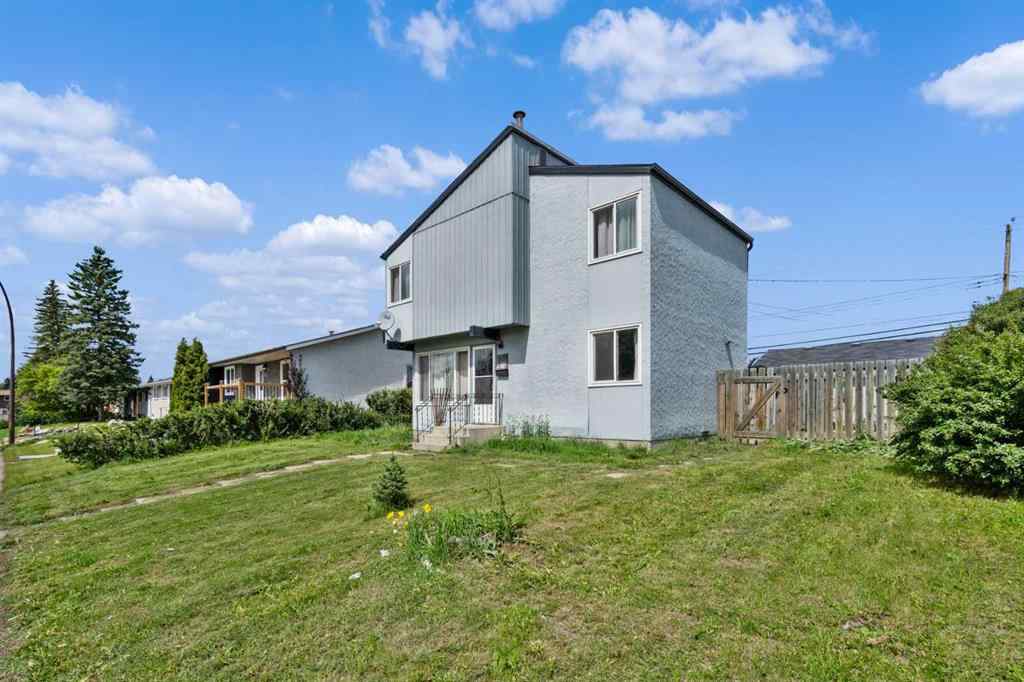 MLS® A2247183 - 928 Pensdale Crescent SE in Penbrooke Meadows Calgary, Residential