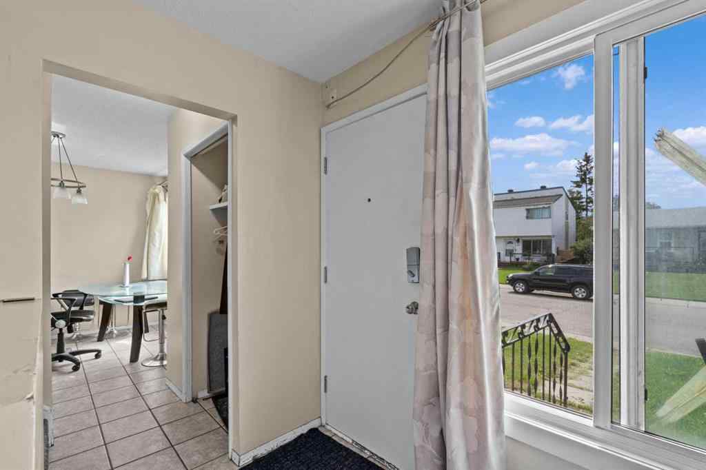 MLS® A2247183 - 928 Pensdale Crescent SE in Penbrooke Meadows Calgary, Residential