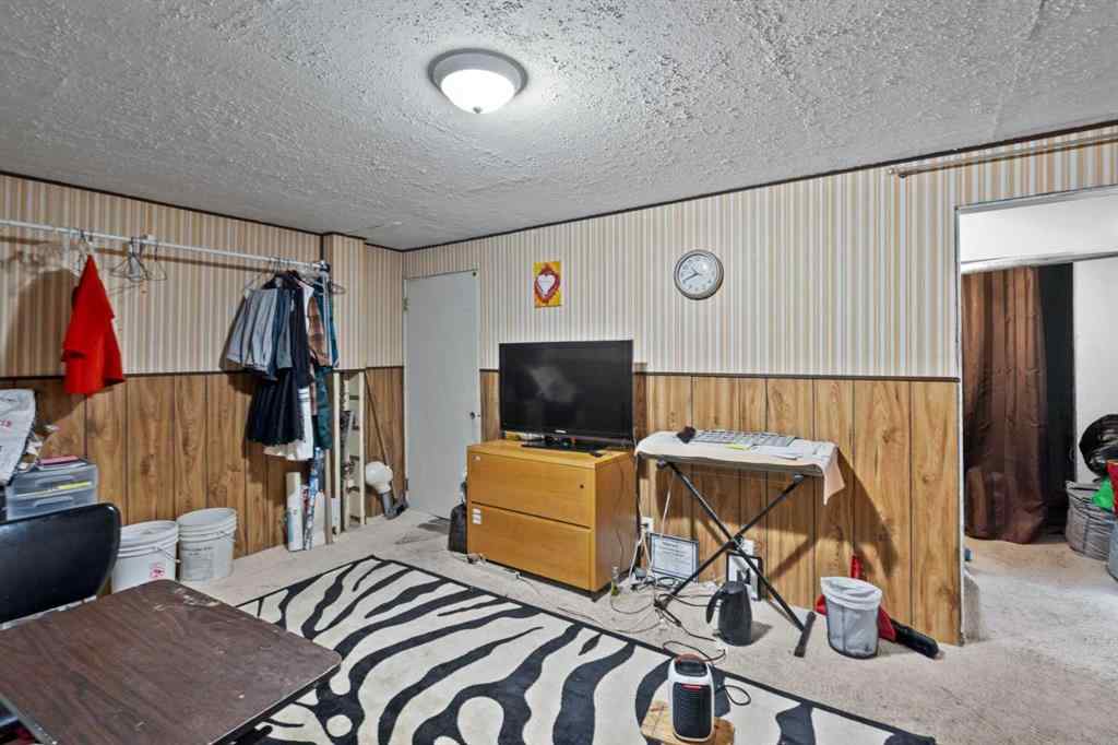 MLS® A2247183 - 928 Pensdale Crescent SE in Penbrooke Meadows Calgary, Residential