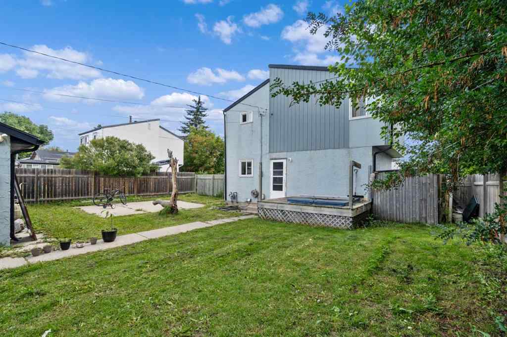MLS® A2247183 - 928 Pensdale Crescent SE in Penbrooke Meadows Calgary, Residential