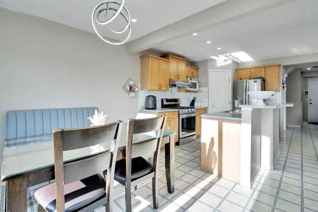MLS® A2247184 - 140 Saddlehorn Crescent NE in Saddle Ridge Calgary, Residential