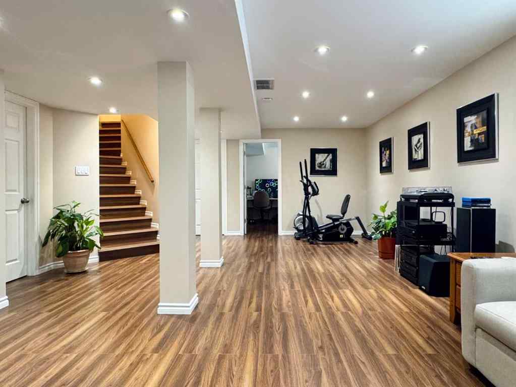 MLS® A2247192 - 225 Cougar Way N in Uplands Lethbridge, Residential