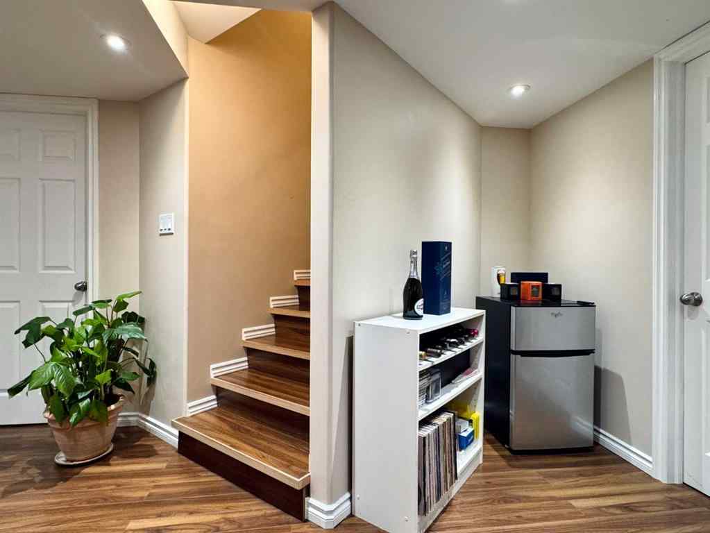 MLS® A2247192 - 225 Cougar Way N in Uplands Lethbridge, Residential