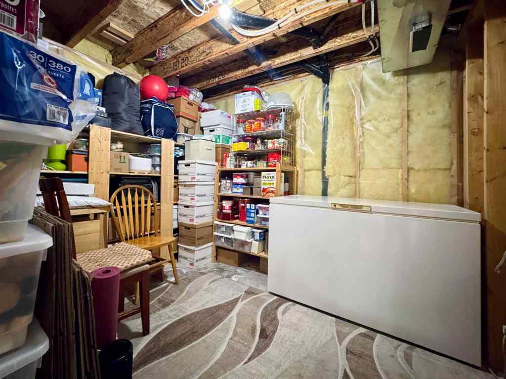 MLS® A2247192 - 225 Cougar Way N in Uplands Lethbridge, Residential