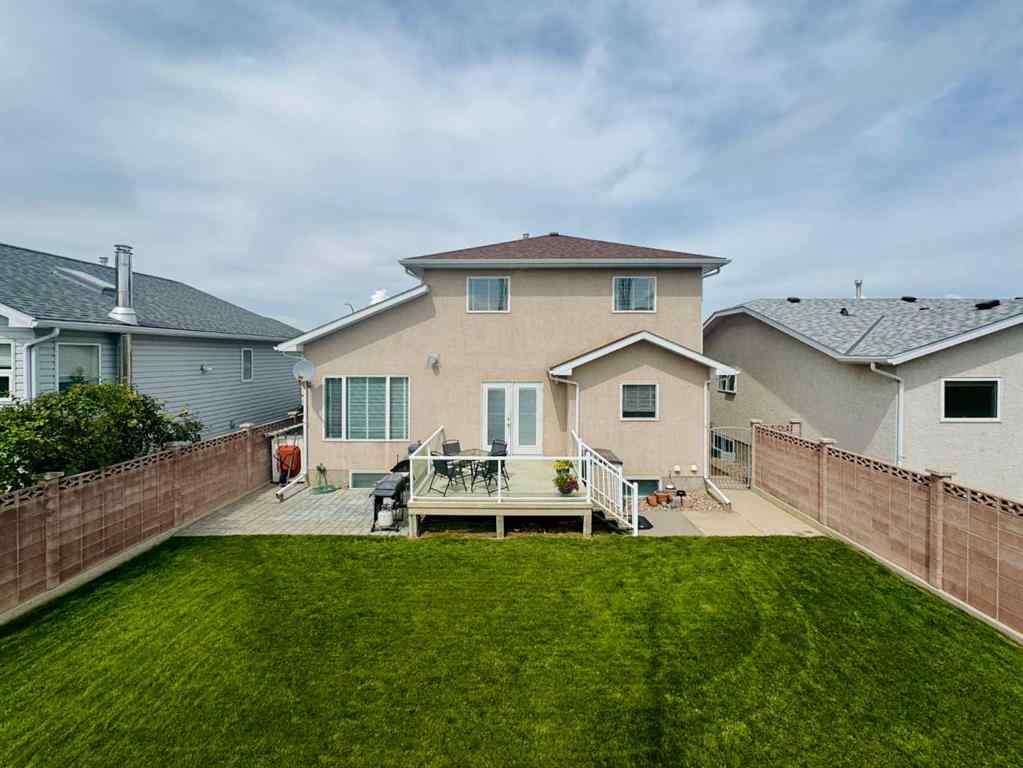 MLS® A2247192 - 225 Cougar Way N in Uplands Lethbridge, Residential