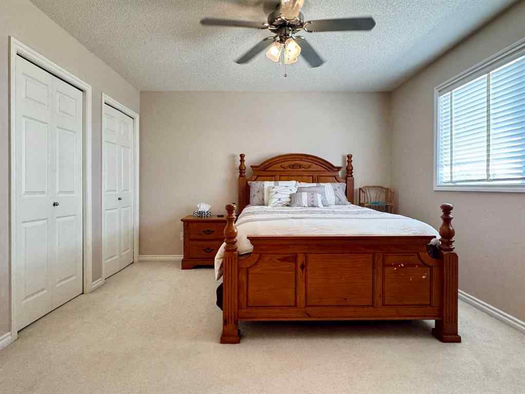 MLS® A2247192 - 225 Cougar Way N in Uplands Lethbridge, Residential