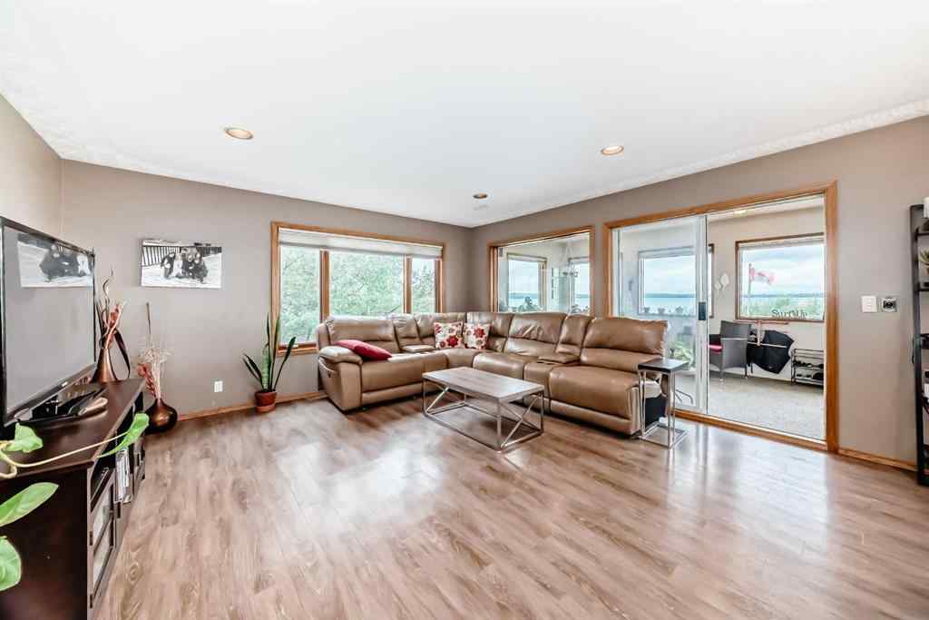 MLS® A2247198 - 9 Rustic Road  in NONE Norglenwold, Residential