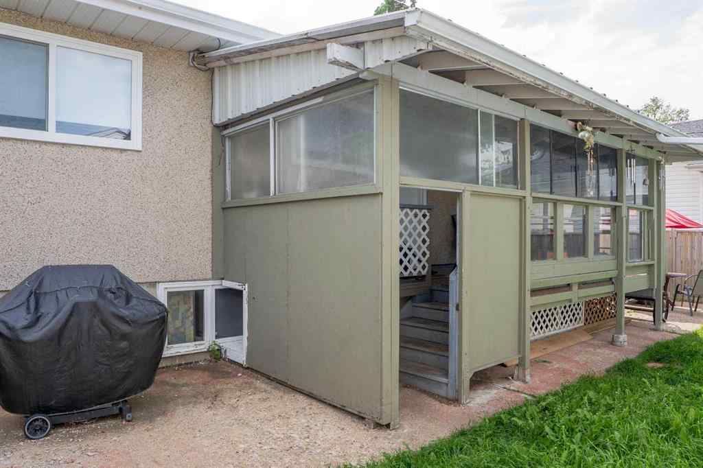 MLS® A2247201 - 1622 Strathcona Street  in NONE Crossfield, Residential