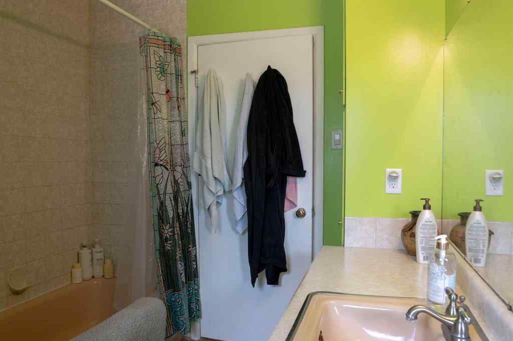 MLS® A2247201 - 1622 Strathcona Street  in NONE Crossfield, Residential