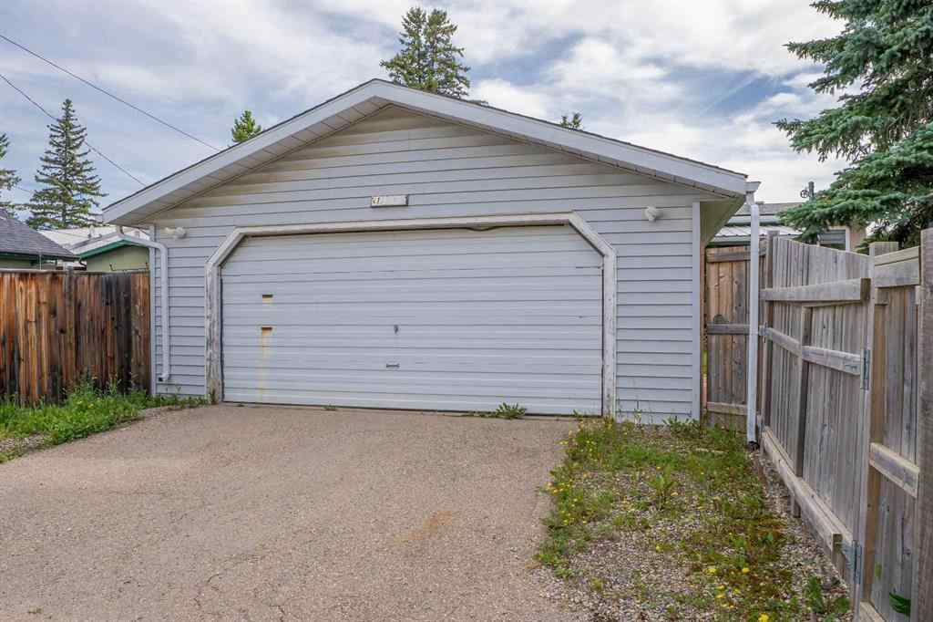 MLS® A2247201 - 1622 Strathcona Street  in NONE Crossfield, Residential