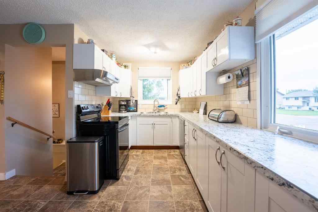MLS® A2247206 - 5007 43 Avenue  in NONE Taber, Residential