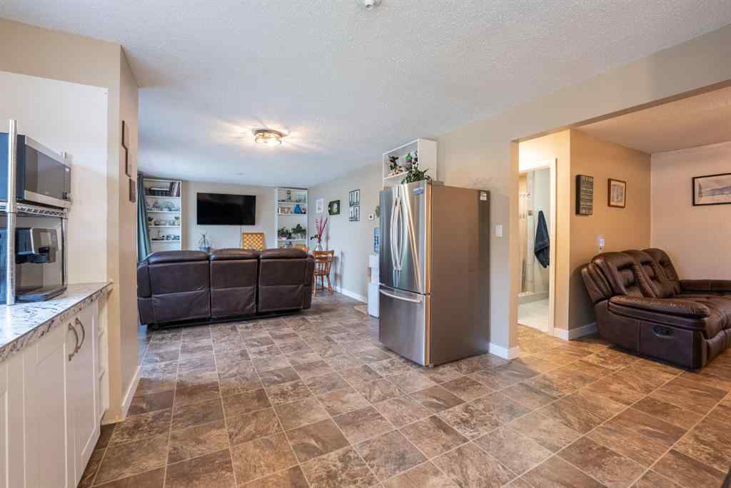 MLS® A2247206 - 5007 43 Avenue  in NONE Taber, Residential
