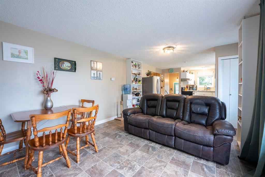 MLS® A2247206 - 5007 43 Avenue  in NONE Taber, Residential