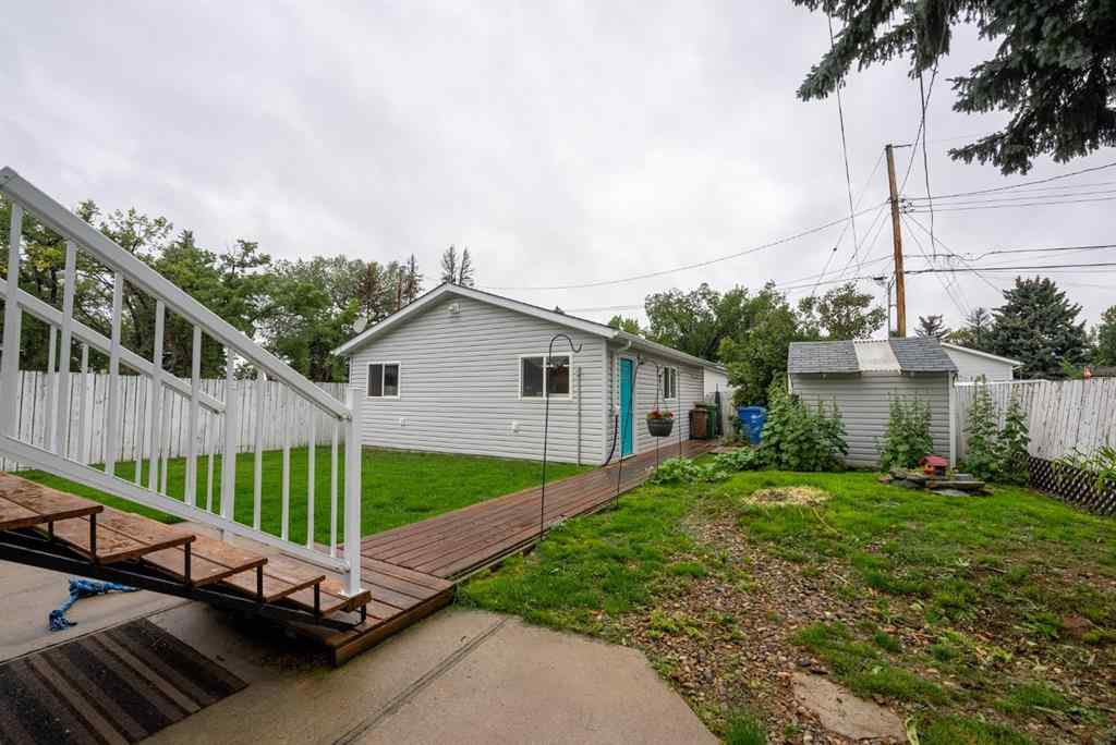 MLS® A2247206 - 5007 43 Avenue  in NONE Taber, Residential