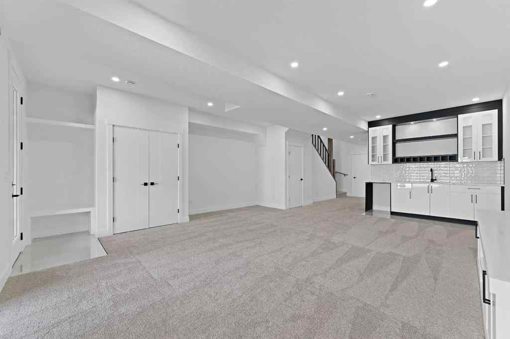 MLS® A2247212 - 5011 21 Avenue NW in Montgomery Calgary, Residential