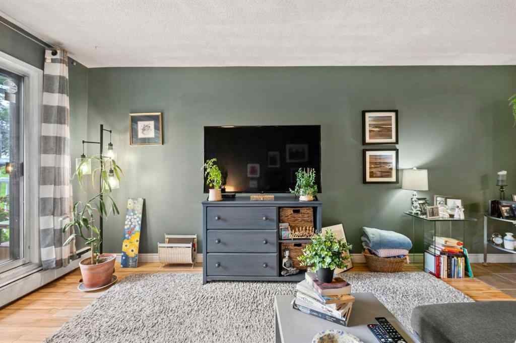 MLS® A2247218 - Unit #105 3606 Erlton Court SW in Parkhill Calgary, Residential