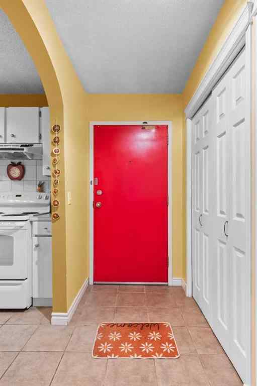 MLS® A2247218 - Unit #105 3606 Erlton Court SW in Parkhill Calgary, Residential