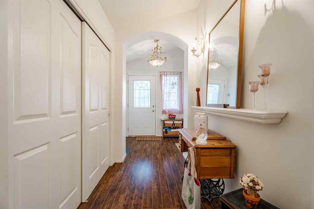 MLS® A2247227 - 41 Everridge Court SW in Evergreen Calgary, Residential