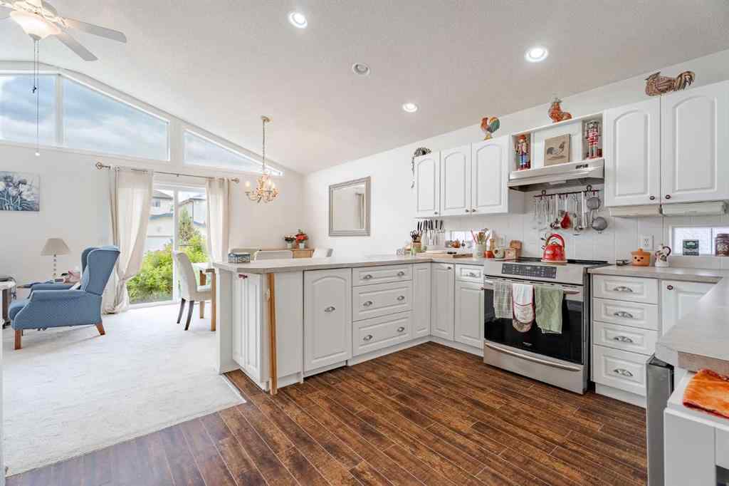 MLS® A2247227 - 41 Everridge Court SW in Evergreen Calgary, Residential