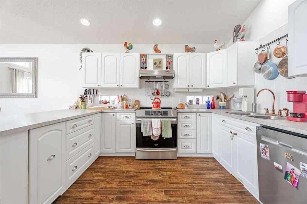MLS® A2247227 - 41 Everridge Court SW in Evergreen Calgary, Residential