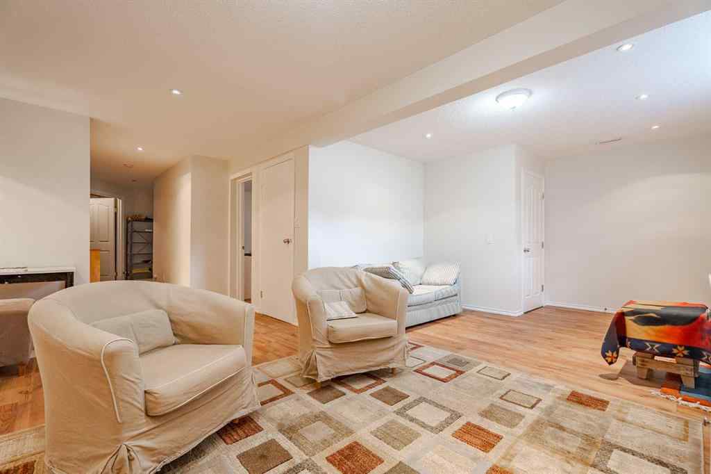 MLS® A2247227 - 41 Everridge Court SW in Evergreen Calgary, Residential