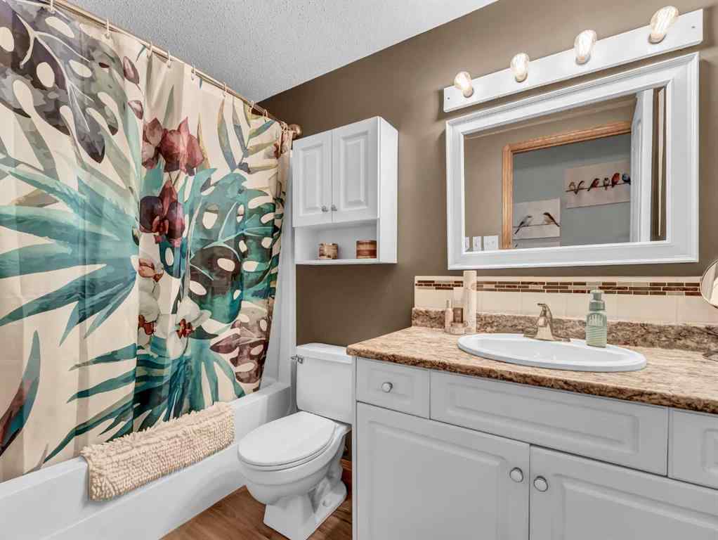 MLS® A2247237 - Unit #2 407 Macleod Trail SE in SE Hill Medicine Hat, Residential