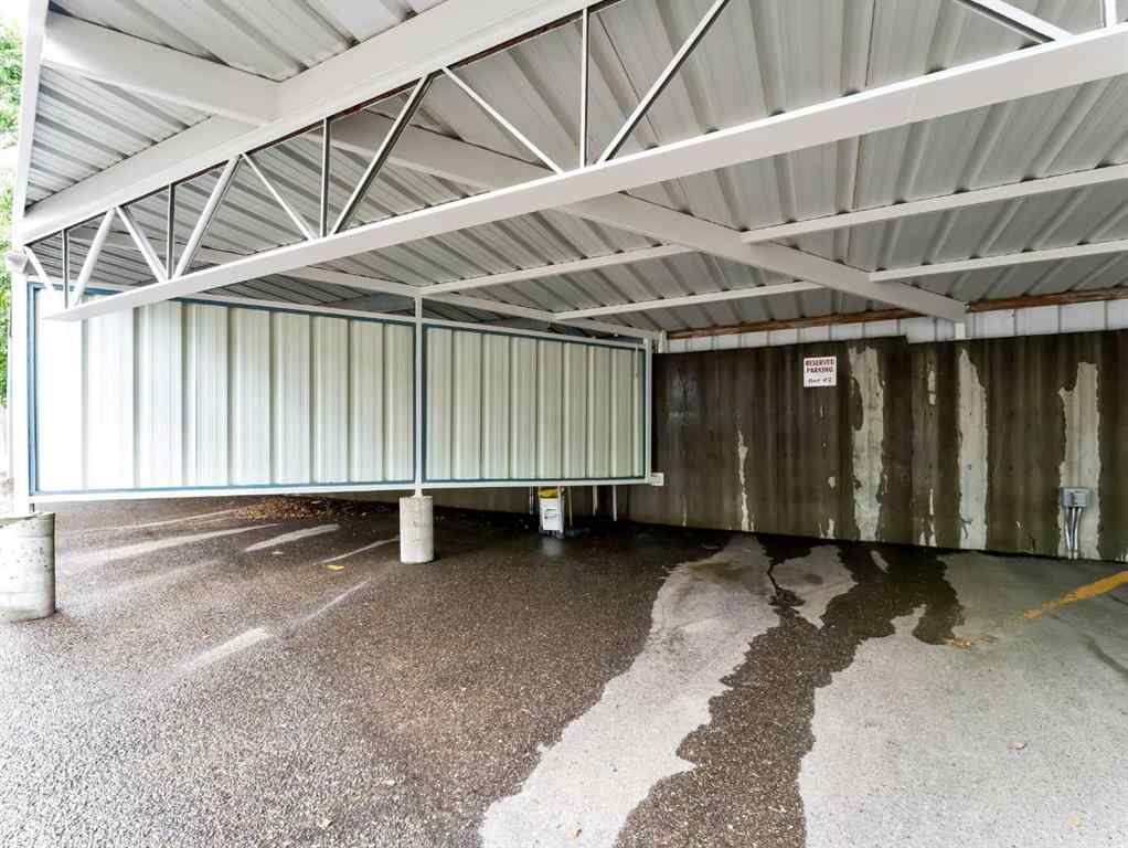 MLS® A2247237 - Unit #2 407 Macleod Trail SE in SE Hill Medicine Hat, Residential