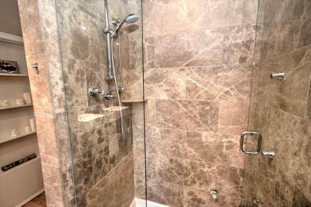 MLS® A2247244 - 1604 Scotland Street SW in Scarboro Calgary, Residential