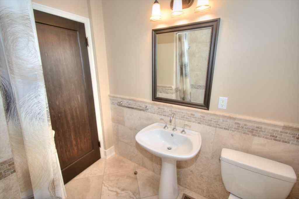 MLS® A2247244 - 1604 Scotland Street SW in Scarboro Calgary, Residential