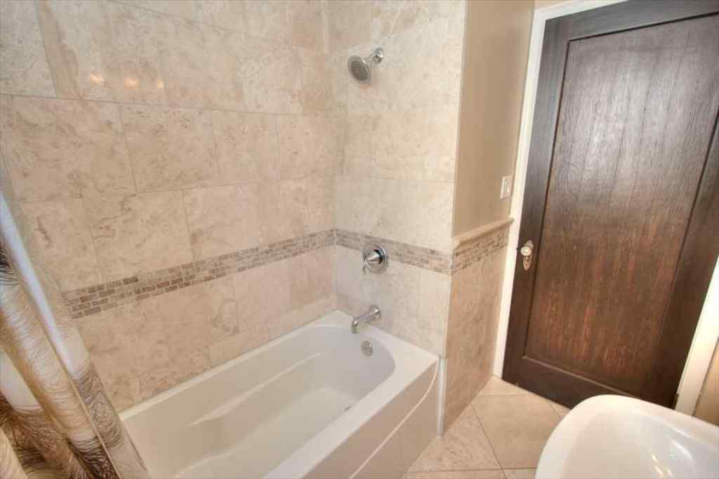 MLS® A2247244 - 1604 Scotland Street SW in Scarboro Calgary, Residential