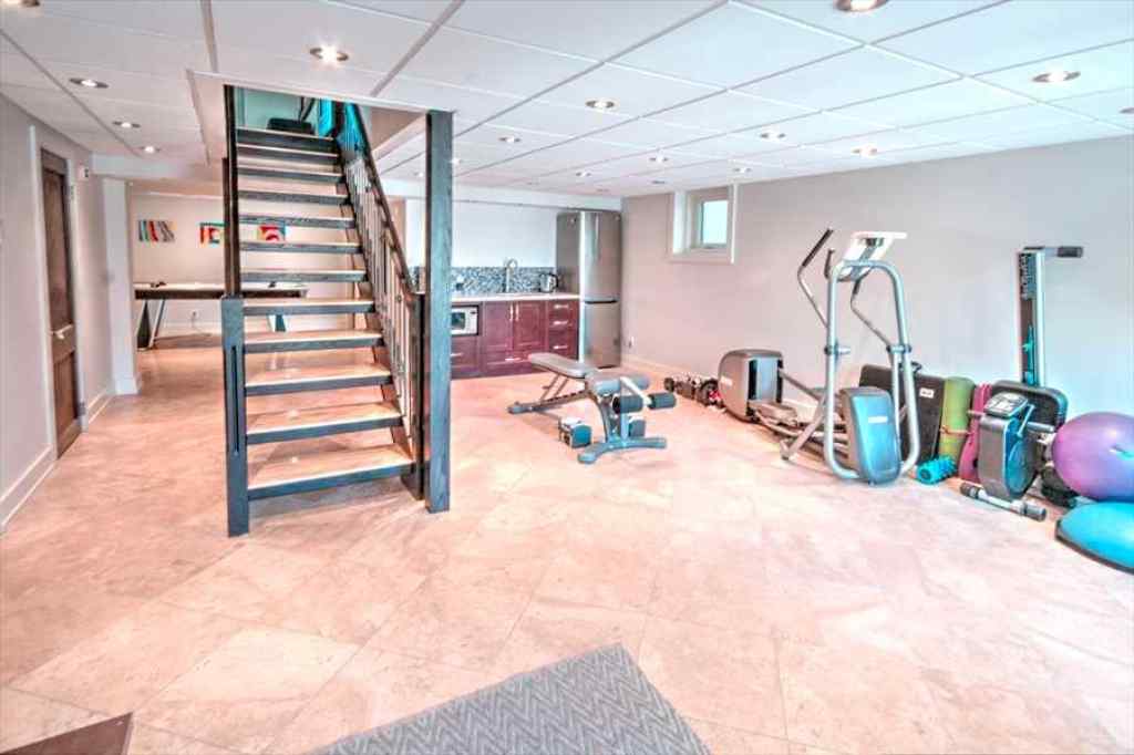 MLS® A2247244 - 1604 Scotland Street SW in Scarboro Calgary, Residential