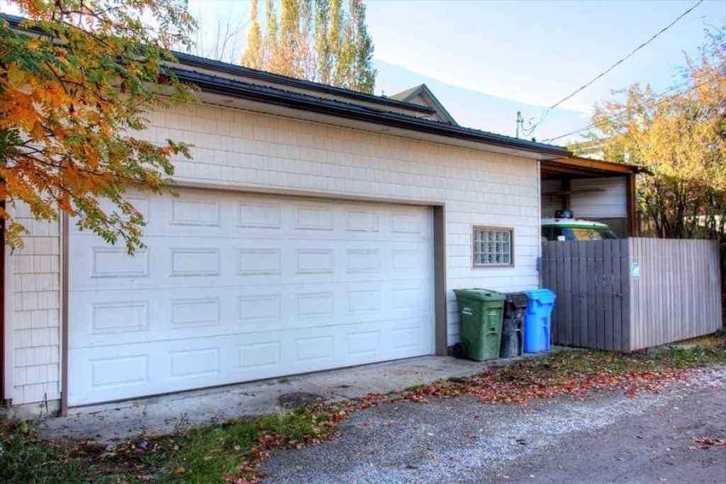 MLS® A2247244 - 1604 Scotland Street SW in Scarboro Calgary, Residential
