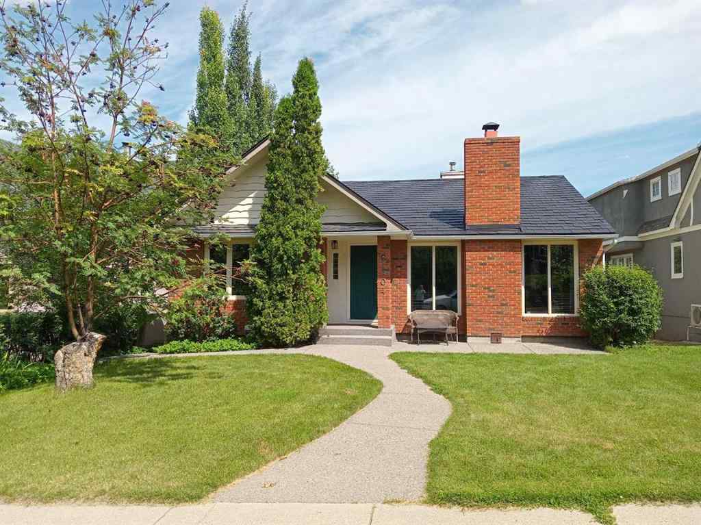 MLS® A2247244 - 1604 Scotland Street SW in Scarboro Calgary, Residential