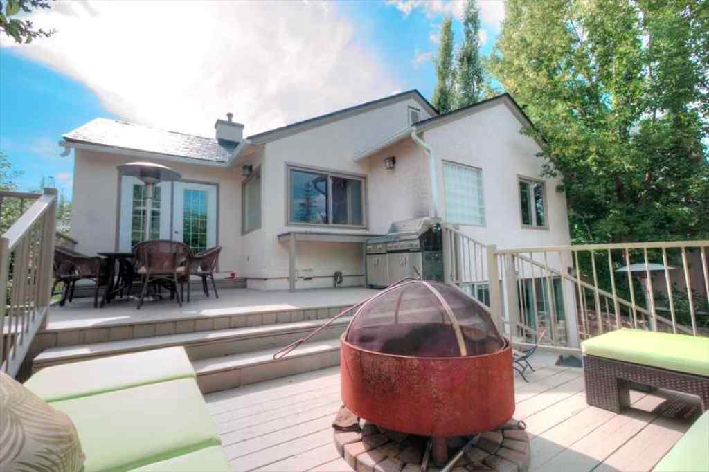 MLS® A2247244 - 1604 Scotland Street SW in Scarboro Calgary, Residential