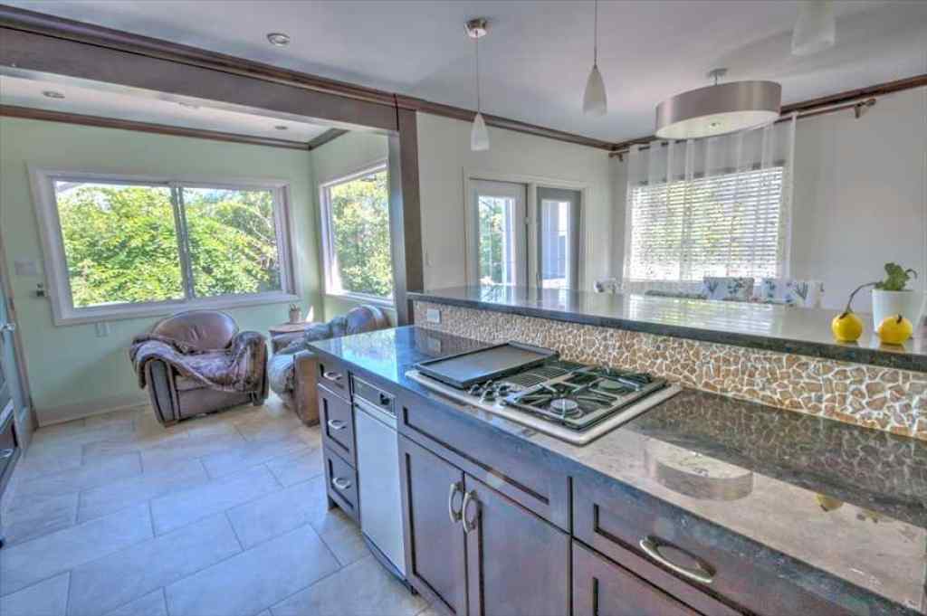 MLS® A2247244 - 1604 Scotland Street SW in Scarboro Calgary, Residential