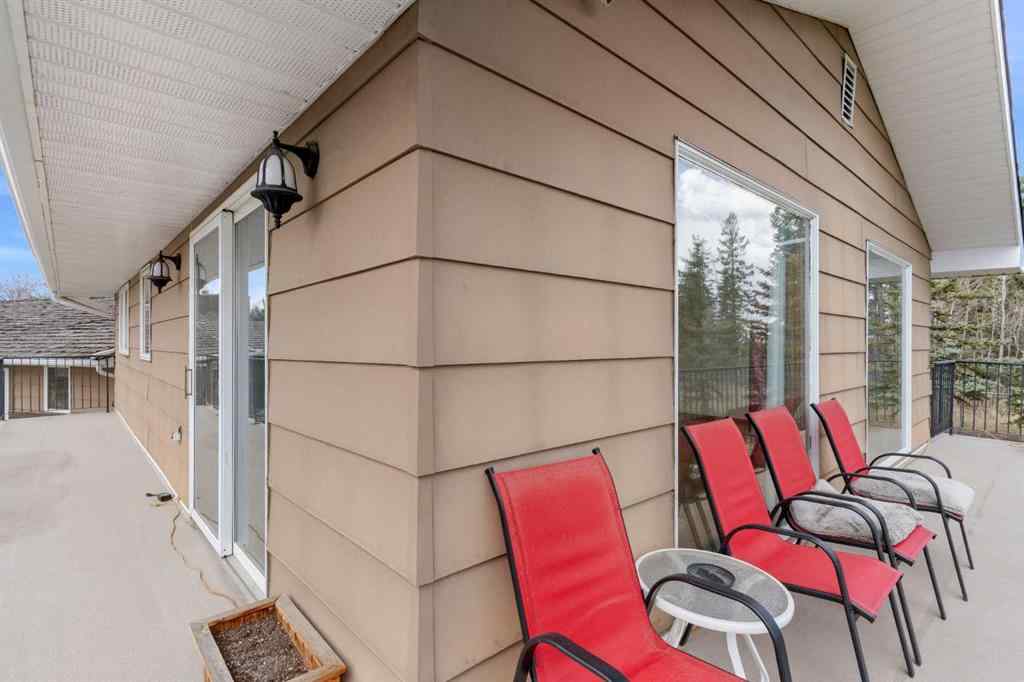 MLS® A2247245 - 1008 Shawnee Drive SW in Shawnee Slopes Calgary, Residential