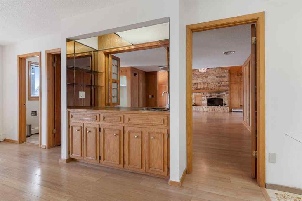 MLS® A2247245 - 1008 Shawnee Drive SW in Shawnee Slopes Calgary, Residential