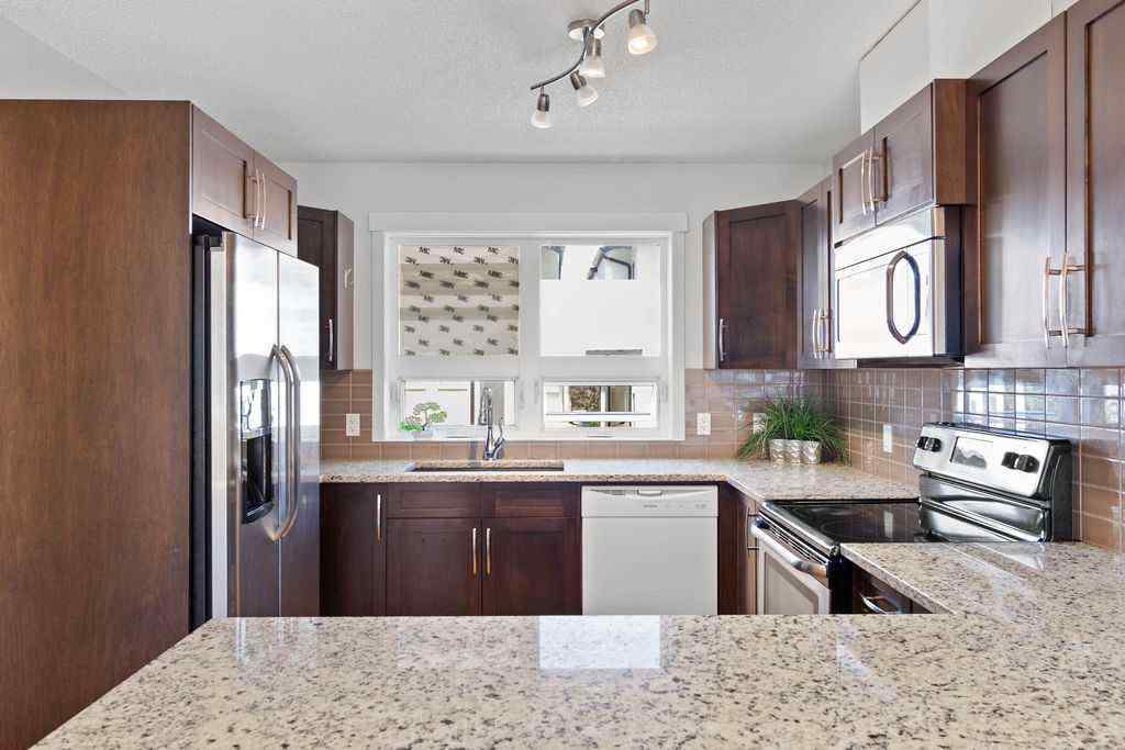 MLS® A2247247 - 346 covecreek Circle NE in Coventry Hills Calgary, Residential