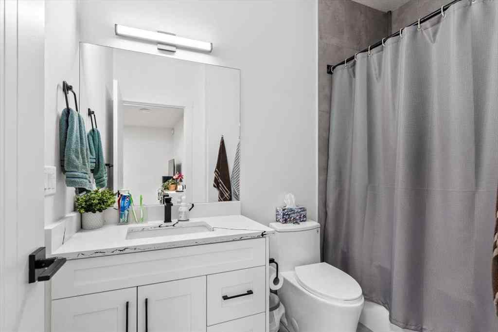 MLS® A2247249 - 906 39 Street SW in Rosscarrock Calgary, Residential