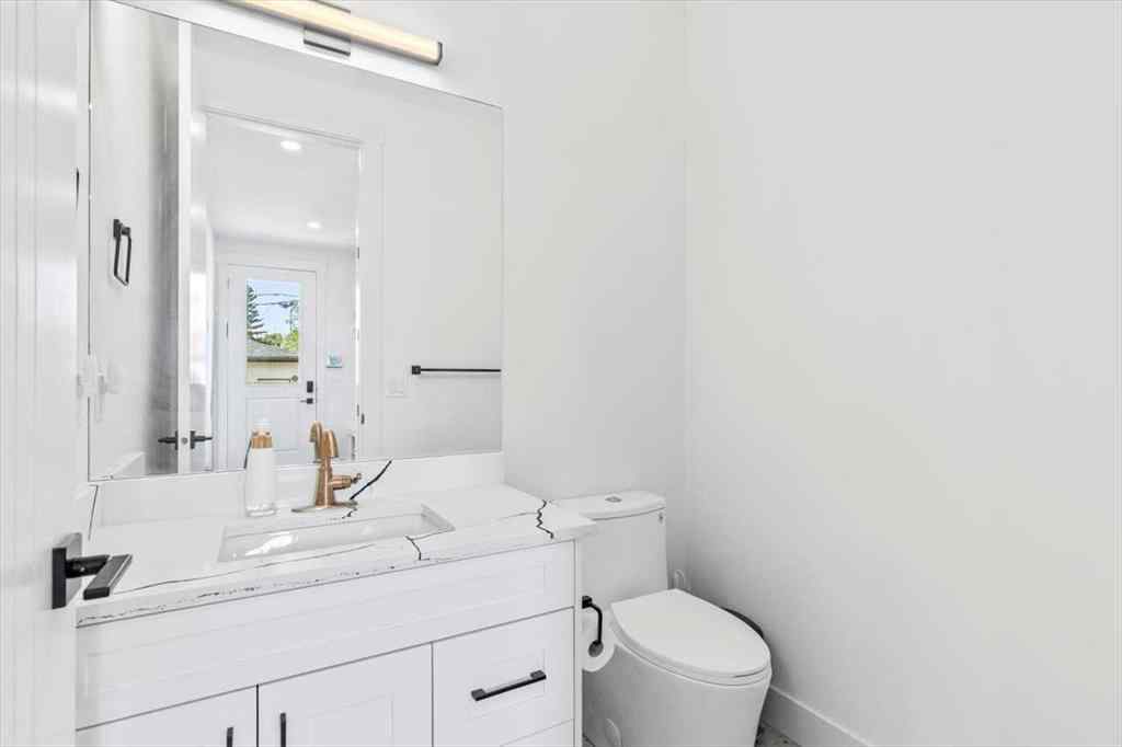MLS® A2247249 - 906 39 Street SW in Rosscarrock Calgary, Residential