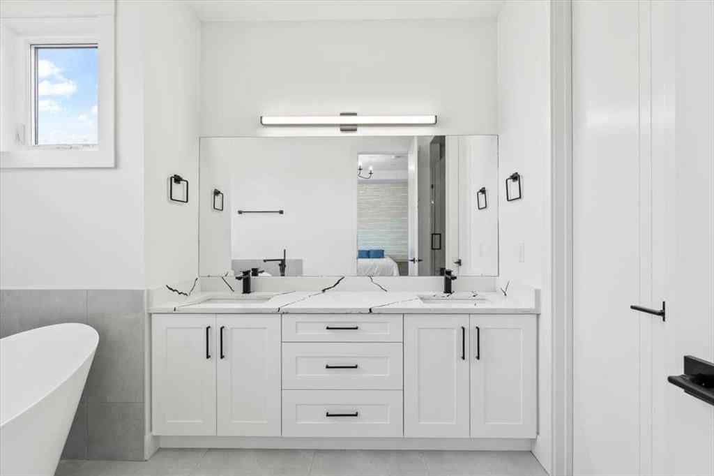 MLS® A2247249 - 906 39 Street SW in Rosscarrock Calgary, Residential