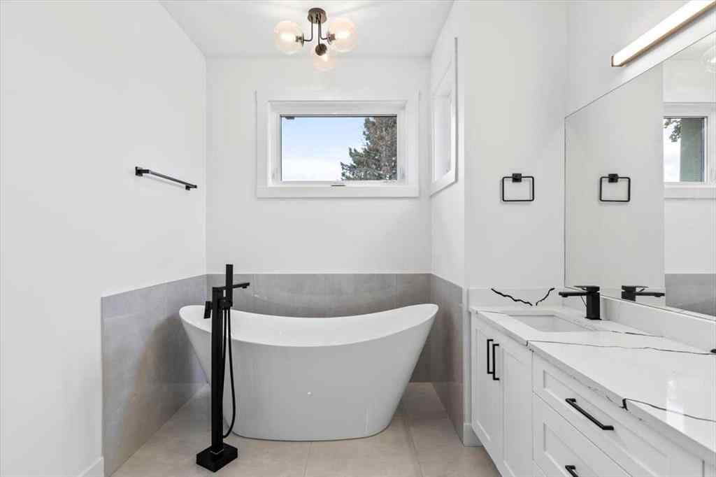 MLS® A2247249 - 906 39 Street SW in Rosscarrock Calgary, Residential