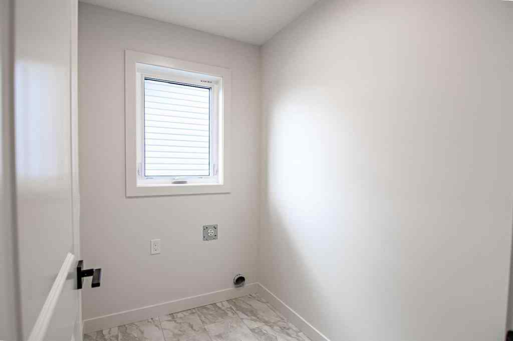 MLS® A2247250 - 39 Eaton Crescent  in Evergreen Red Deer, Residential